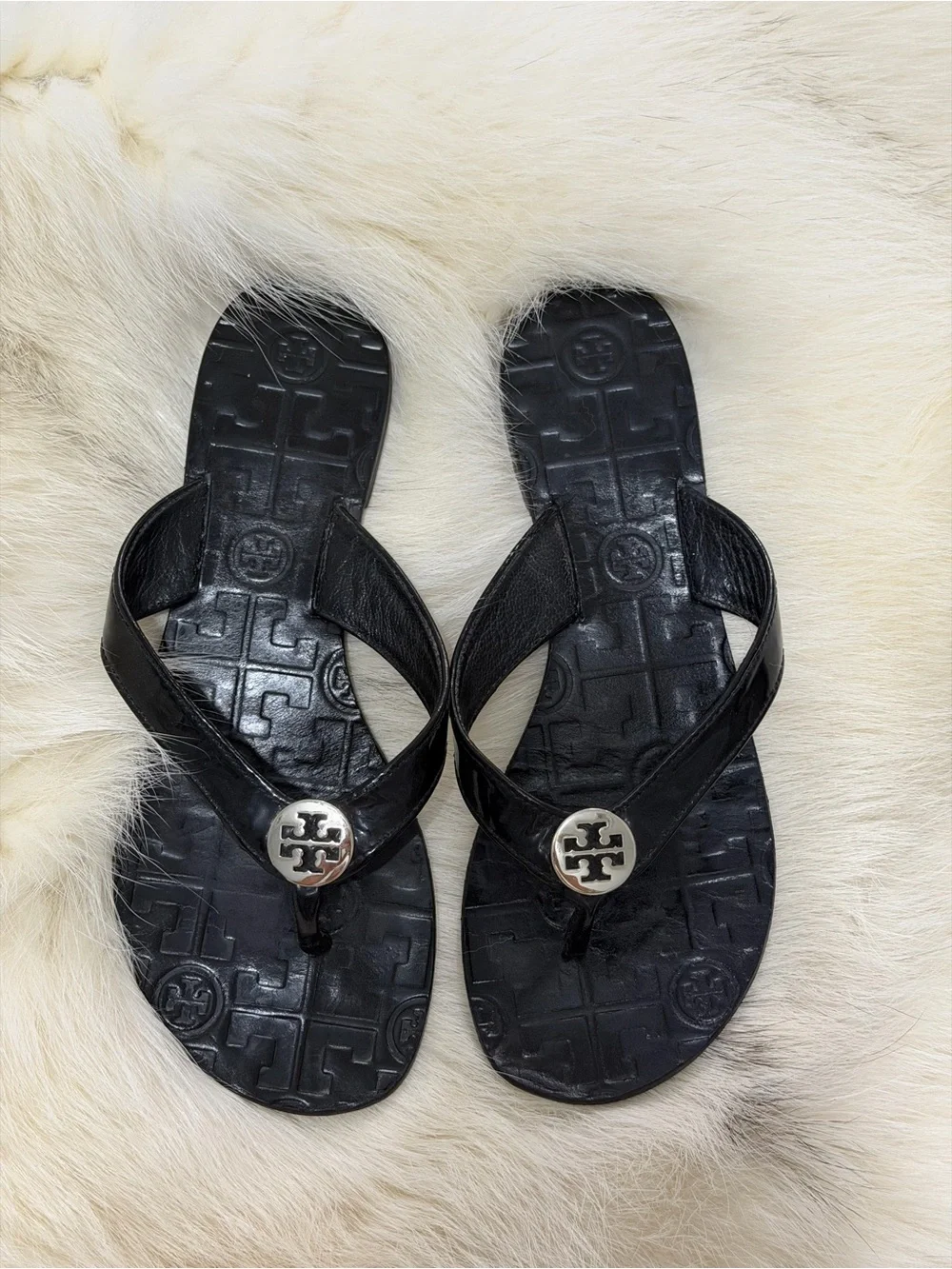 Tory Burch very good